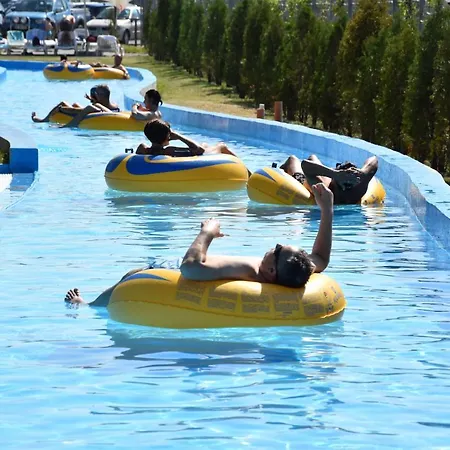 Hotel Alinalex - Paradisul Acvatic